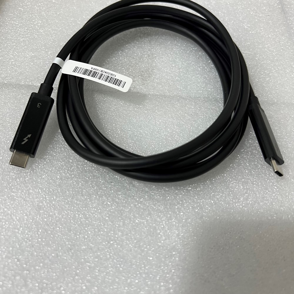 Thunderbolt™ 3 cable for PegasusPro (2m)